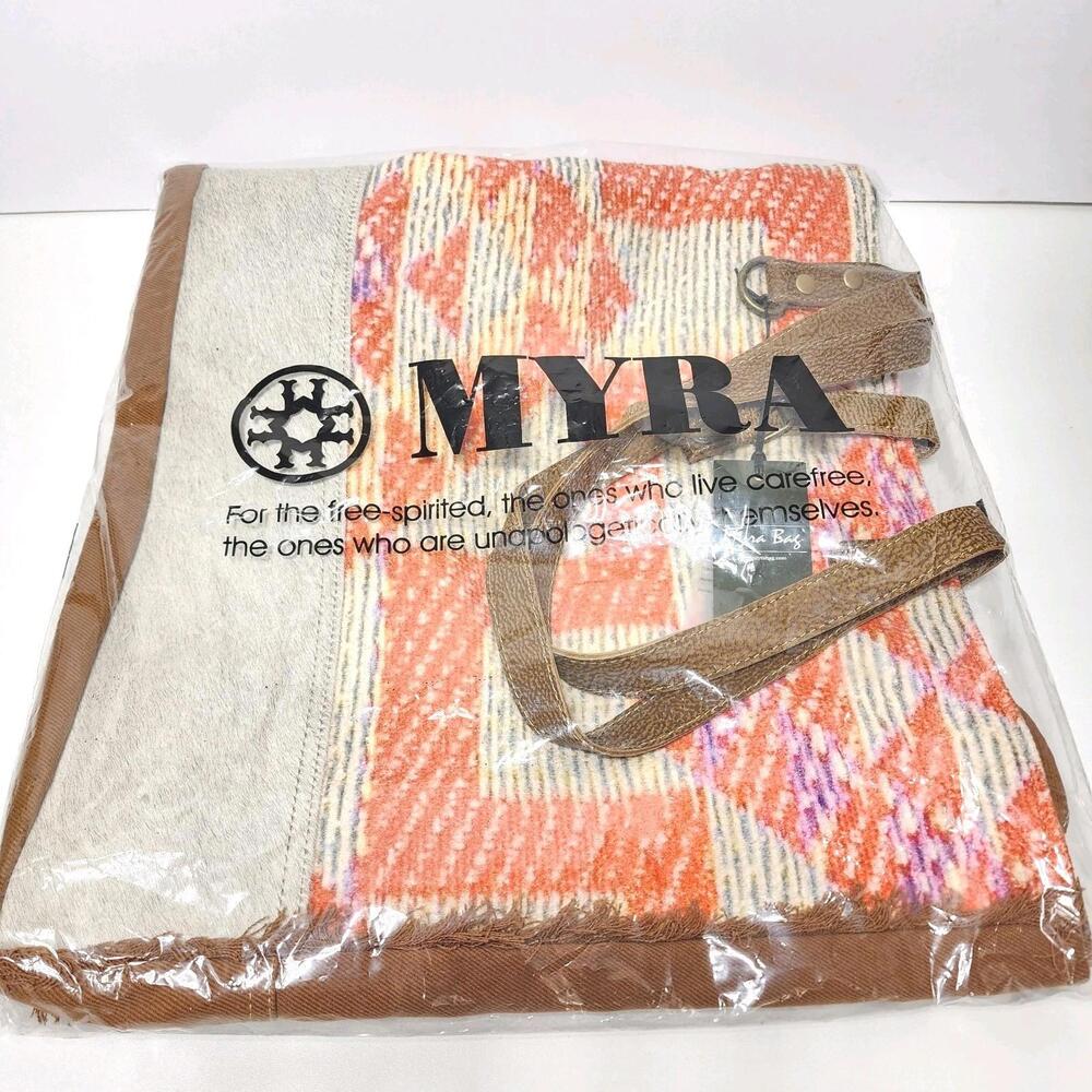 Myra XXL Weekender Travel Bag Bright Sight S-2562 Leather Straps Tote Hide